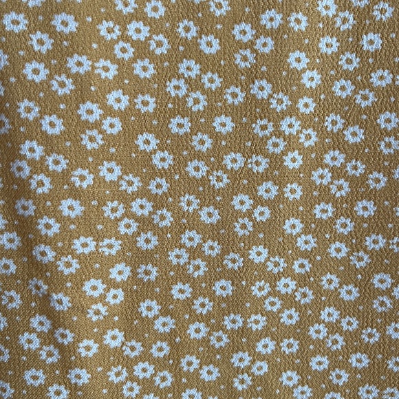 American Eagle Yellow Floral Summer Mini Dress. Size M. Never worn - Picture 3 of 7